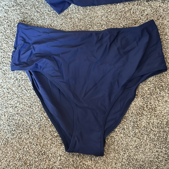 Younique *NWT* swimsuit XL tankini - Picture 2 of 6
